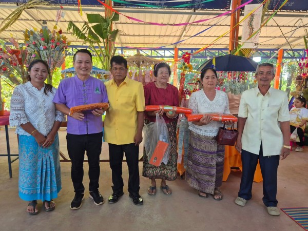 “พิธพร วิพิธกาญจน์” พร้อมคณะร่วมงานทอดกฐินสามัคคี ตำบลบ่อไทย สืบสานประเพณีบุญวัฒนธรรมท้องถิ่น