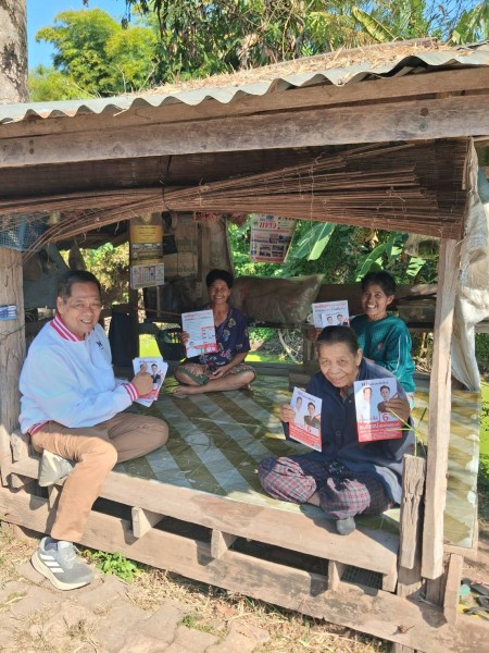 โค้งสุดท้ายเดือด! “พงษ์เพชร เพื่อไทย เขต 2 เพชรบูรณ์” ลุยพื้นที่ทุกอำเภอ ชูปลดหนี้–แก้ปากท้อง ขอเสียงประชาชน 9 วันสุดท้าย