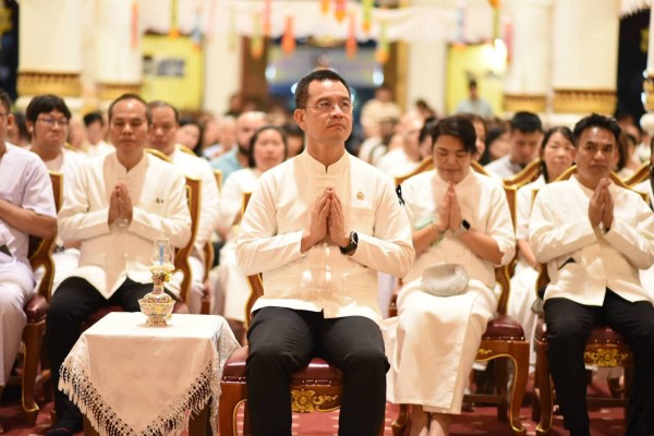 ข่าวประชาสัมพันธ์รายการคืนคุณให้แผ่นดิน ผลิตรายการเพื่อสิบสานพระพุทธศาสนาและเทิดทูนสถาบันพระมหากษัตริย์