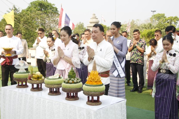 จังหวัดเพชรบูรณ์จัดพิธีสรงน้ำพระพุทธมหาธรรมราชา สืบสานประเพณี และเสริมสิริมงคลรับสงกรานต์ 2569