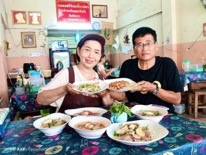 ถนอมศรีก๋วยเตี๋ยวปลาเจ้าแรกในอุตรดิตถ์เปิดมาจะครบ 27 ปี
