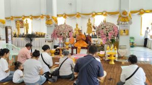 ปทุมธานี แก้บนแบบใหม่สาวอุดรฯถวายชุดไทย 2ชุดแก้บนแม่ตะเคียนทองผ่านพนักงานส่งของได้โชคหลายงวดติด ท้าวเวสฯให้โชคเดือนละ 2 ครั้งตลอดทั้งปี