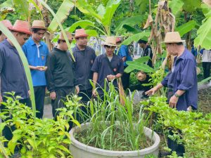 วิทยาลัยการอาชีพหนองคาย จัดโครงการ อบรมเชิงปฏิบัติการ การพัฒนาผู้เรียน เพื่อเตรียมความพร้อมรับการประเมินเป็นสถานศึกษาพอเพียง