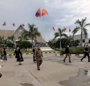 ลาว ผลักดันส่งกลับ42 คนไทย :ตม.จว.หนองคาย รับตัวคนไทยจากทางการ สปป.ลาว ภายหลังกวาดล้างจับกุมเครือข่ายทำเว็บพนัน ในนครหลวงเวียงจันทน์
