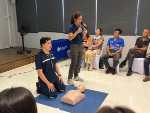 มูลนิธิอุตรดิตถ์สงเคราะห์ ผนึกกำลังโรงพยาบาลพิษณุเวชอุตรดิตถ์ จัดอบรม “สองมือกู้ใจ” สอน CPR และการช่วยชีวิตขั้นพื้นฐาน มุ่งเพิ่มทักษะช่วยผู้ประสบเหตุฉุกเฉิน